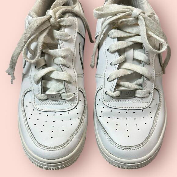 Nike Air Force One Shoes Womens Size 7 or youth size 5.5 white sneakers main image 6